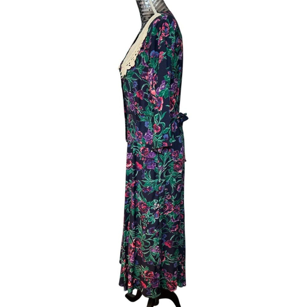 1980s Sarin NY Floral Dress Lace Bib Collar Cottage Prairie Pilgrim Folk MED - Picture 4 of 16